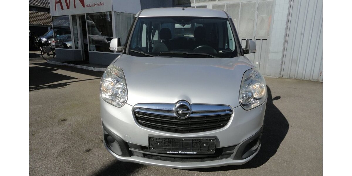 Opel Combo Edition 1,6 d Klima PDC SHZ AHK 5Sitzer 124.000 km 6.390 &euro; Neuss 41462