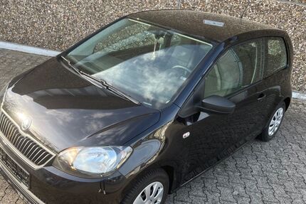 Skoda Citigo 90.000 km 5.300 &euro; Düsseldorf 40223