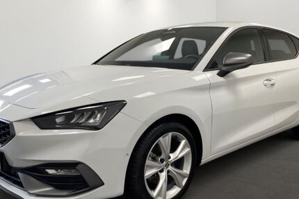 Seat Leon 14.369 km 27.290 &euro; Düsseldorf 40233