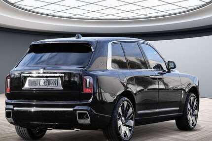 Rolls Royce Cullinan 1.500 km 541.688 &euro; Köln 50858