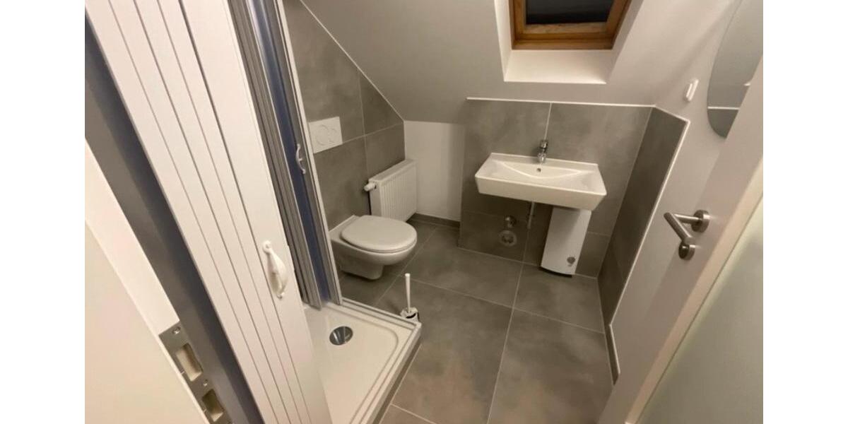 Dachgeschoßwohnung Köln Kalk - 1 Zimmer, 71 m&sup2;, 660&euro; | Angebot:25403046