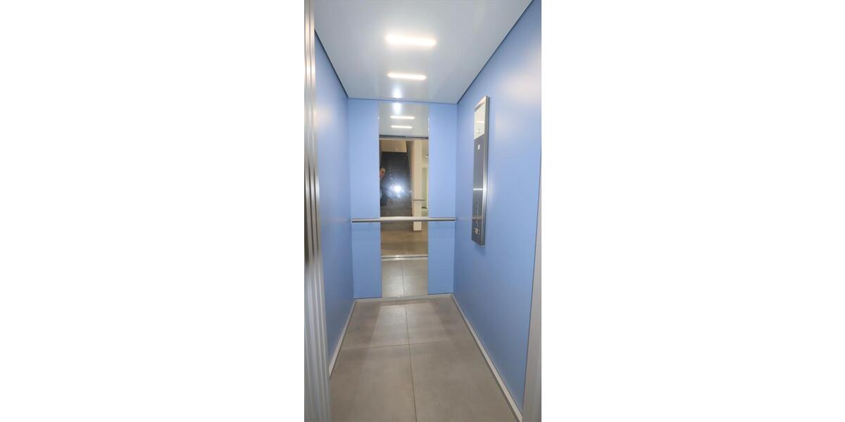 Dachgeschoßwohnung Bergisch Gladbach - 3 Zimmer, 98 m&sup2;, 1.310&euro; | Angebot:25942583