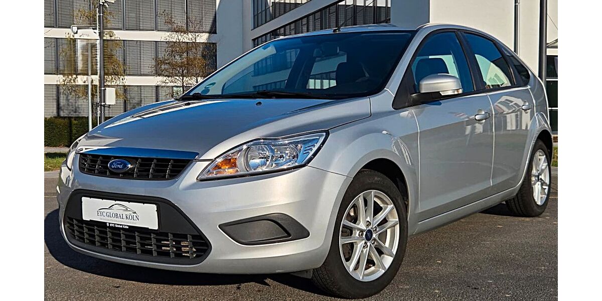 Ford Focus 82.000 km 5.900 &euro; Köln (Ostheim) 51107