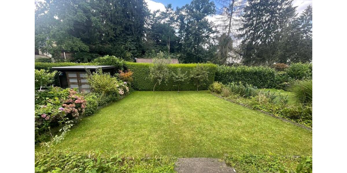 Doppelhaushälfte Solingen Mitte - 9 Zimmer, 210 m&sup2;, 340.000&euro; | Angebot:26705632