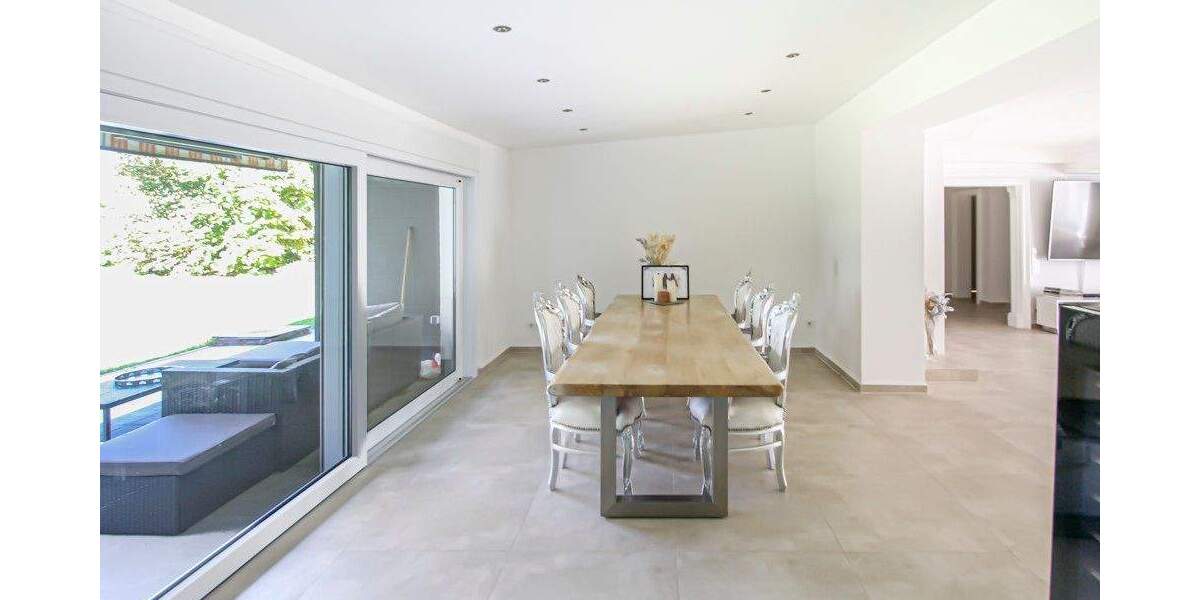 Einfamilienhaus Willich - 7 Zimmer, 331 m&sup2;, 999.500&euro; | Angebot:25688856