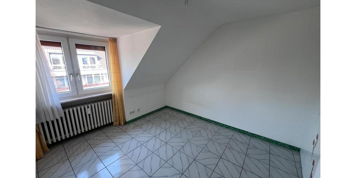 Dachgeschoßwohnung Düsseldorf Stadtbezirk 9 - 2 Zimmer, 54 m&sup2;, 1.050&euro; | Angebot:25714491
