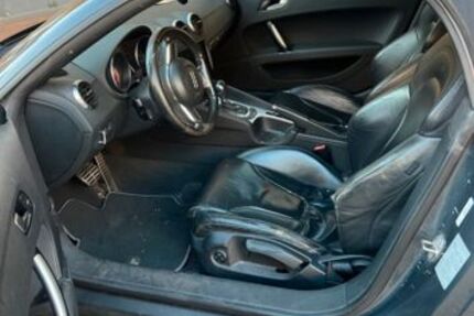 Audi TT 190.000 km 8.500 &euro; Köln 50737