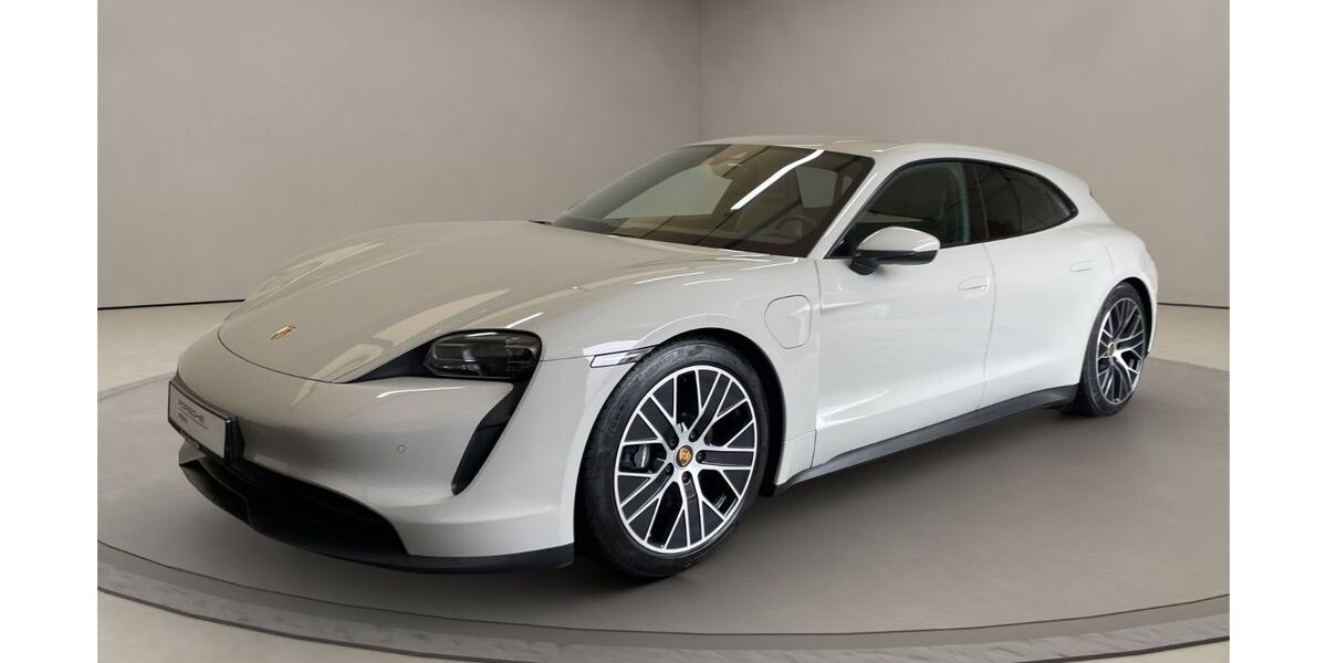 Porsche Taycan 31.710 km 64.500 &euro; Köln 50823