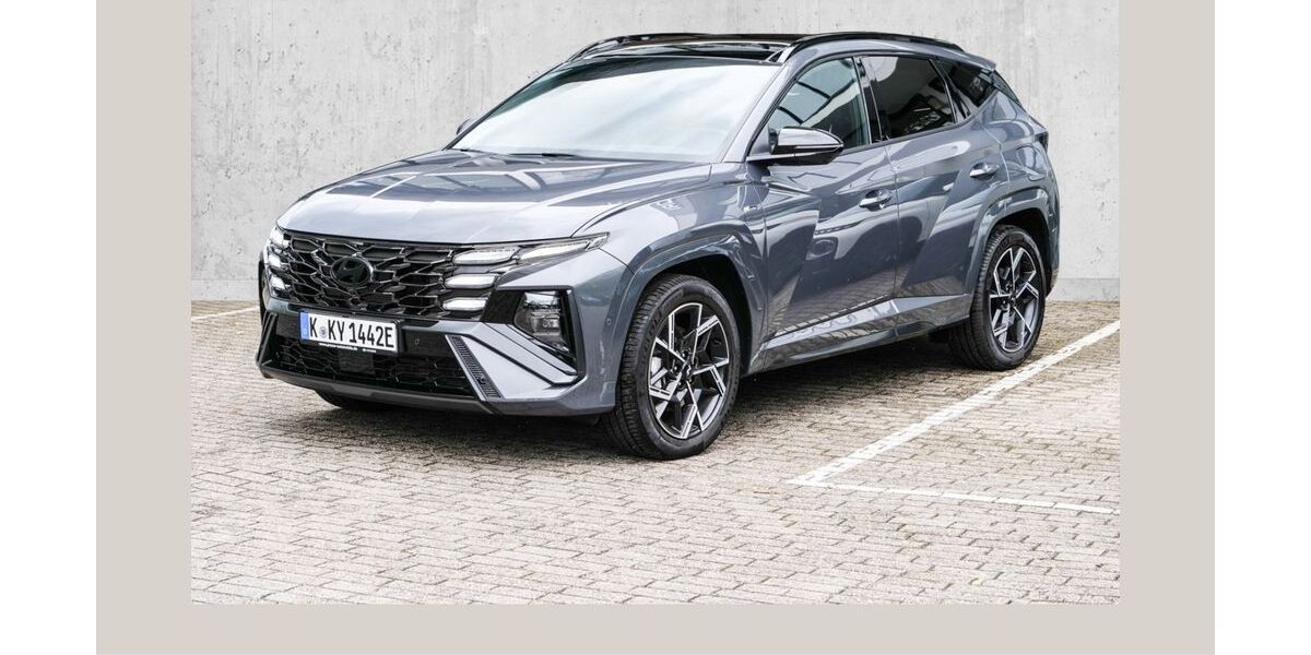 Hyundai TUCSON 2.500 km 44.490 &euro; Köln 50968