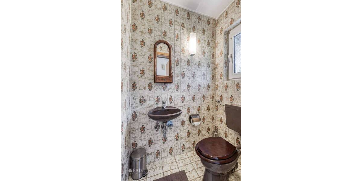 Reihenendhaus Köln Zündorf - 5 Zimmer, 168 m&sup2;, 650.000&euro; | Angebot:25743059