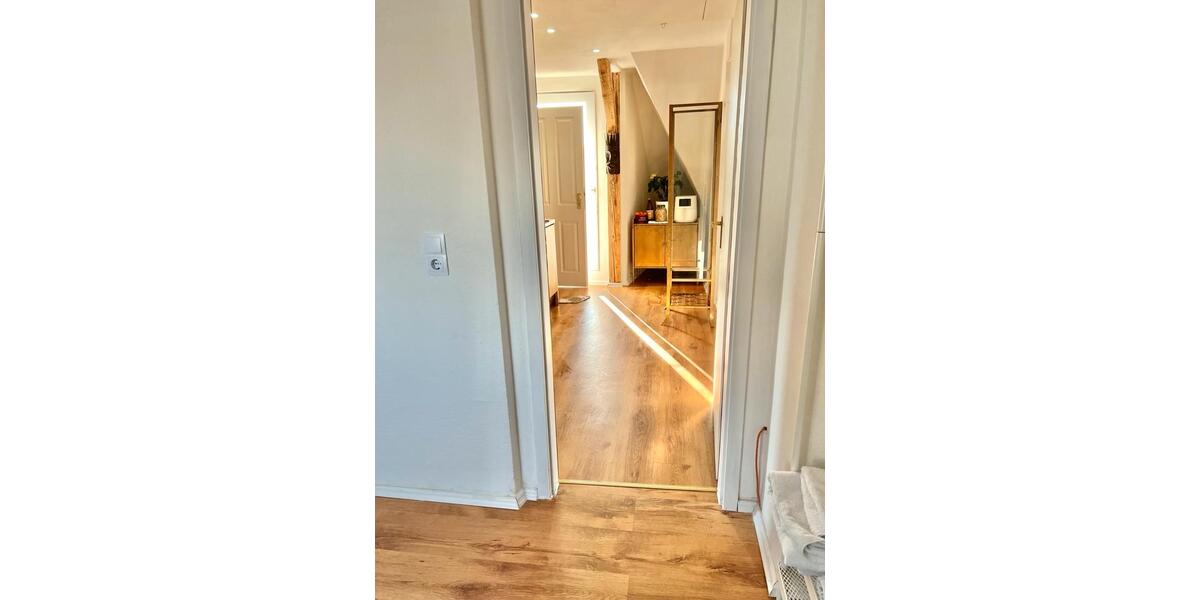 Dachgeschoßwohnung Remscheid - 2 Zimmer, 47 m&sup2;, 900&euro; | Angebot:24687521