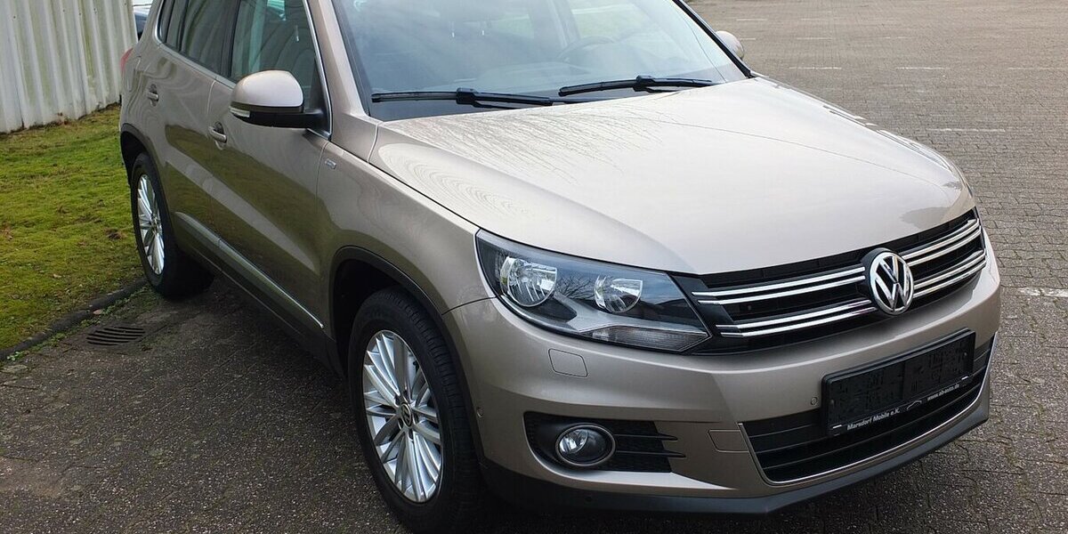 VW Tiguan CUP SPORTSTYLE BMT NAVI PARKPILOT TEMPOMAT 87.859 km 11.900 &euro; Köln 50858
