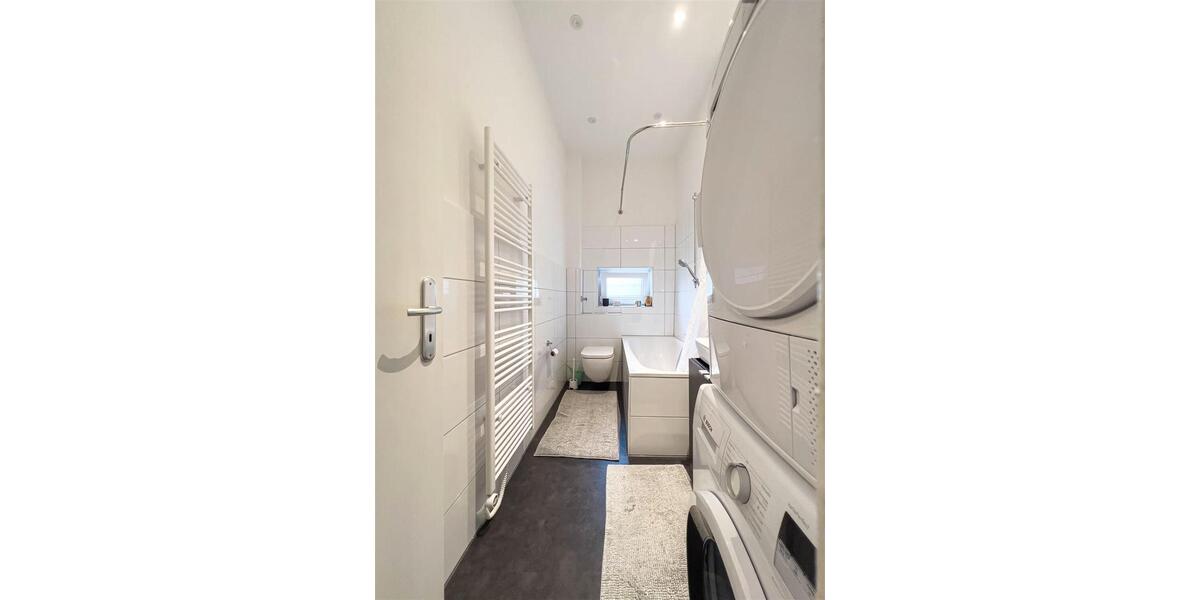 Etagenwohnung Düsseldorf Flingern Süd - 3 Zimmer, 83 m&sup2;, 1.300&euro; | Angebot:25813925