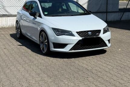 Seat Leon 131.000 km 16.500 &euro; Remscheid 42853