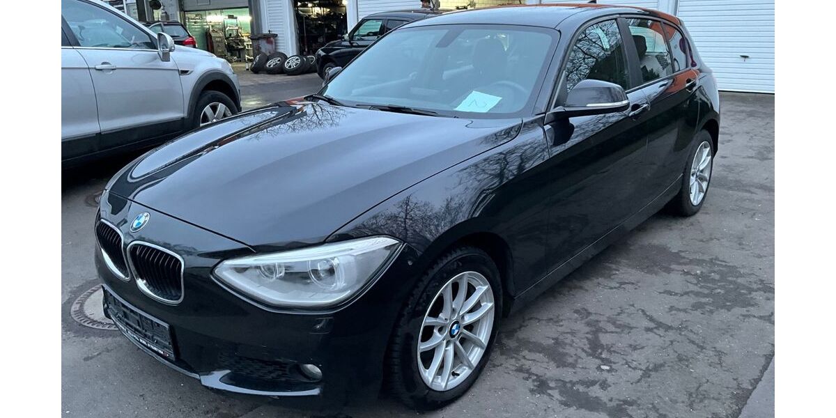 BMW 118 182.000 km 6.900 &euro; koeln 51105