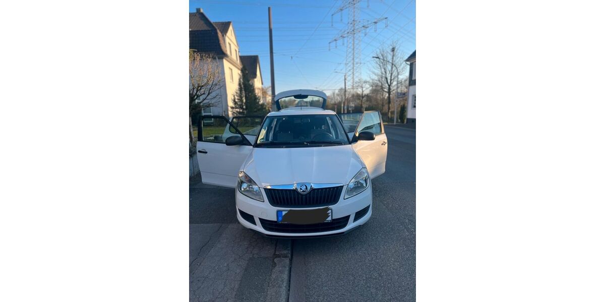 Skoda Fabia 130.500 km 3.800 &euro; Solingen 42659
