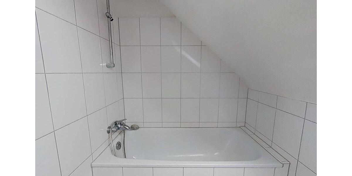 Dachgeschoßwohnung Leverkusen Opladen - 2 Zimmer, 53 m&sup2;, 435&euro; | Angebot:25918602