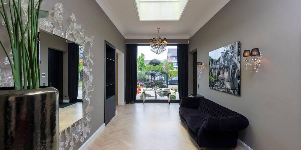 Bungalow Neuss Stadionviertel - 8 Zimmer, 242 m&sup2;, 2.400.000&euro; | Angebot:26585137