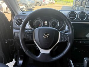 Suzuki Vitara 1.4 Comfort A/T Hybrid +CarPlay+LED+Iso+ 81.468 km 17.890 &euro; Meerbusch 40667