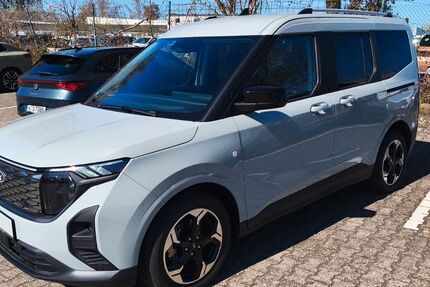 Ford Tourneo Courier 2.410 km 27.500 &euro; Köln 50825