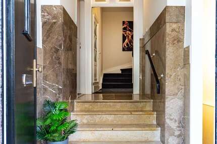 Haus Düsseldorf Oberkassel - 8 Zimmer, 323 m&sup2;, 2.990.000&euro; | Angebot:24669659