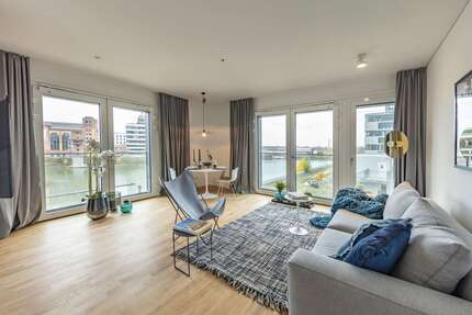 Wohnung Düsseldorf Hafen - 3 Zimmer, 72 m&sup2;, 1.827&euro; | Angebot:25887514