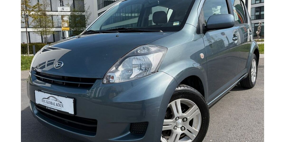 Daihatsu Sirion 149.000 km 2.799 &euro; Köln (Ostheim) 51107