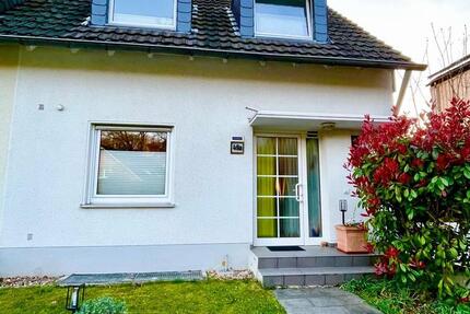 Haus Bergisch Gladbach Paffrath - 5 Zimmer, 120 m&sup2;, 2.620&euro; | Angebot:26037344