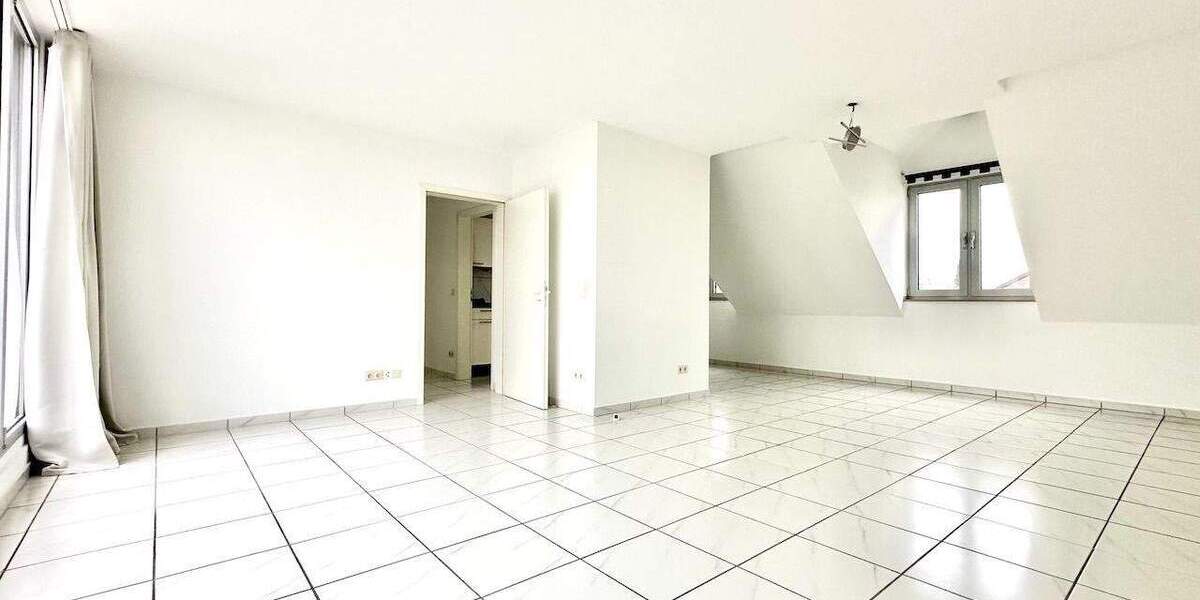 Etagenwohnung Neuss Uedesheim - 3 Zimmer, 94 m&sup2;, 299.000&euro; | Angebot:25736810