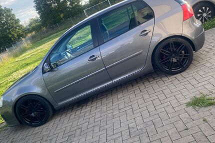 VW Golf 235.000 km 3.250 &euro; Dormagen 41541