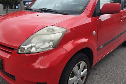 Daihatsu Sirion 123.500 km 1.250 &euro; Pulheim 50259