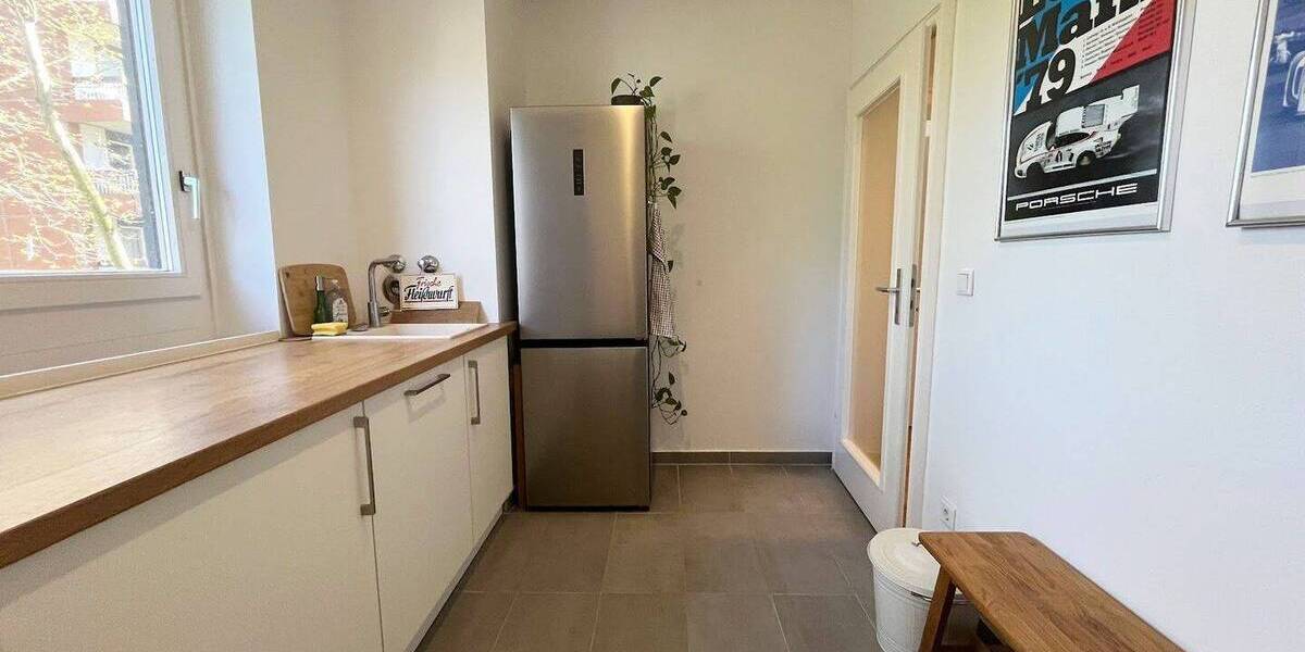 Etagenwohnung Köln Bayenthal - 2 Zimmer, 76 m&sup2;, 1.285&euro; | Angebot:26092169