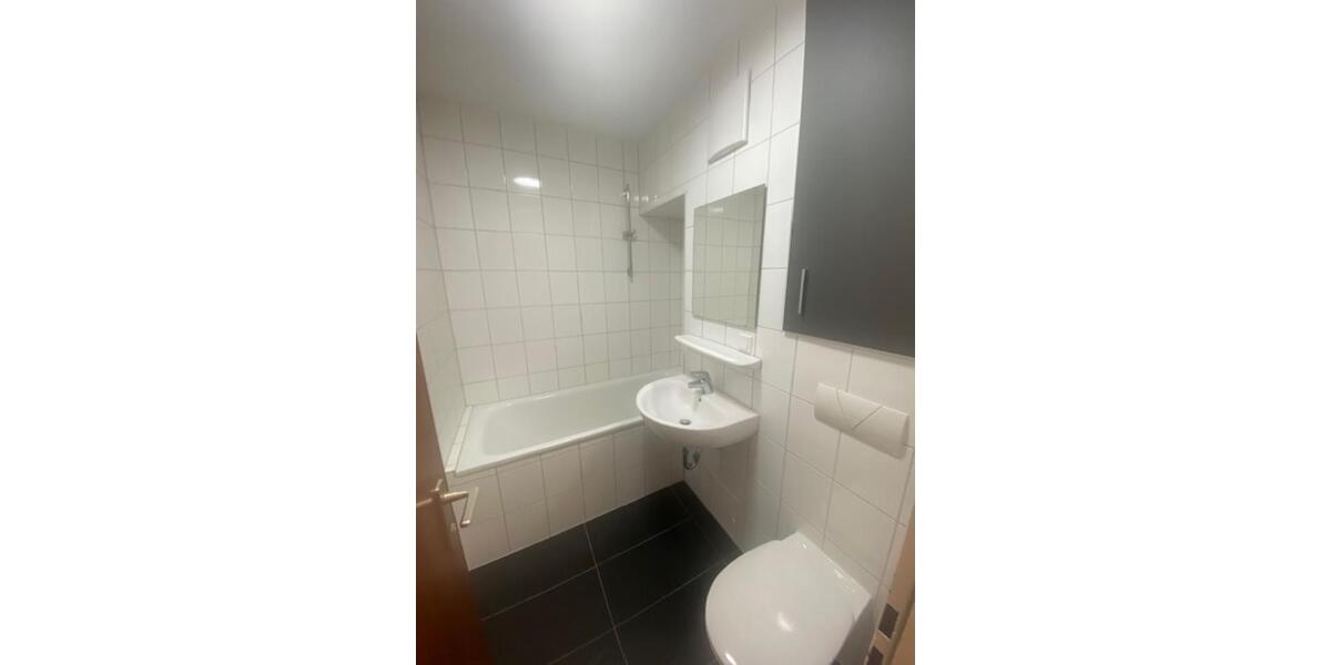 Etagenwohnung Köln Rodenkirchen - 1 Zimmer, 42 m&sup2;, 580&euro; | Angebot:25923397