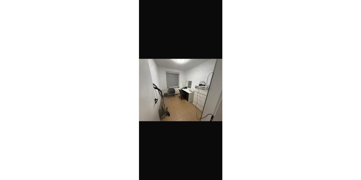 Etagenwohnung Köln Kalk - 3 Zimmer, 67 m&sup2;, 1.400&euro; | Angebot:25895256