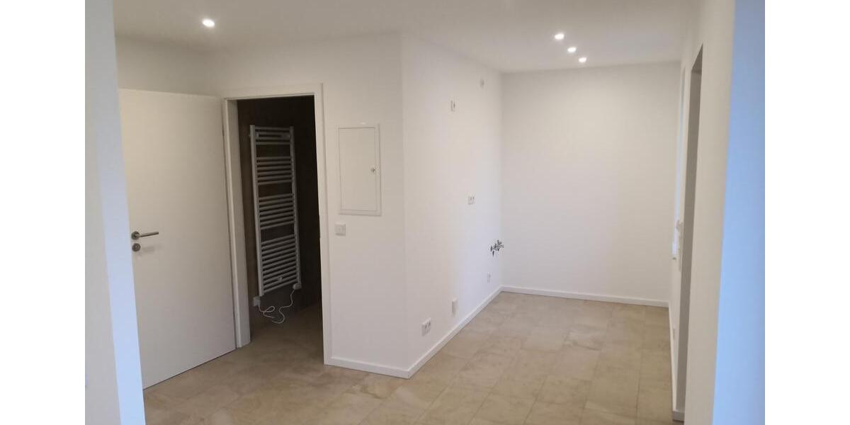 Terrassenwohnung Neuss Gnadental - 1 Zimmer, 24 m&sup2;, 380&euro; | Angebot:26701776
