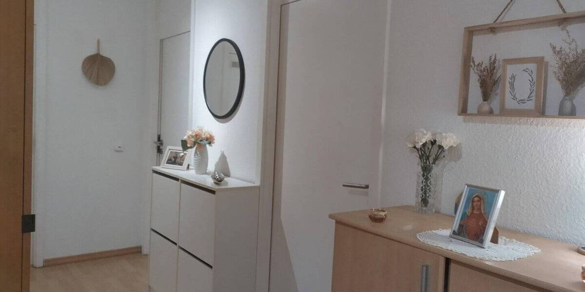 Etagenwohnung Köln Junkersdorf - 3 Zimmer, 91 m&sup2;, 339.000&euro; | Angebot:25957483