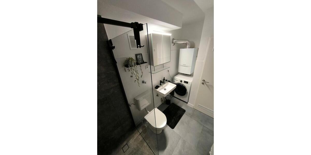 Etagenwohnung Neuss Reuschenberg - 1 Zimmer, 44 m&sup2;, 821&euro; | Angebot:26146153