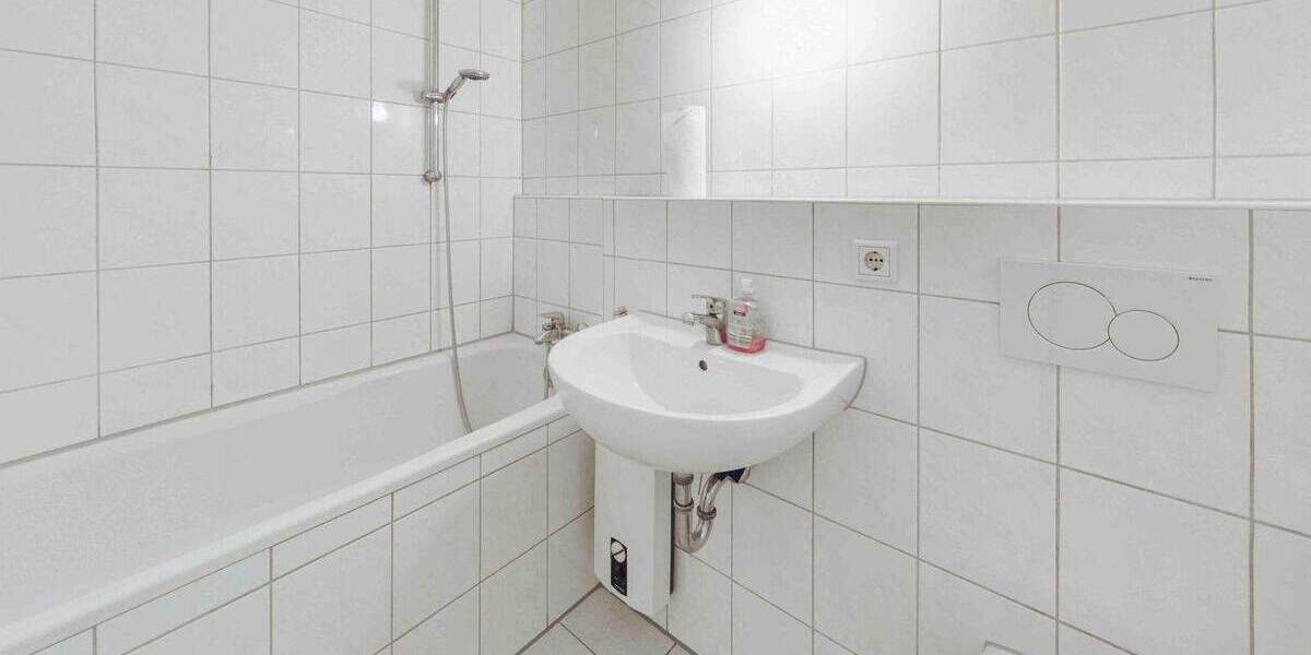 Etagenwohnung Leverkusen Steinbüchel - 3 Zimmer, 80 m&sup2;, 179.000&euro; | Angebot:25899243