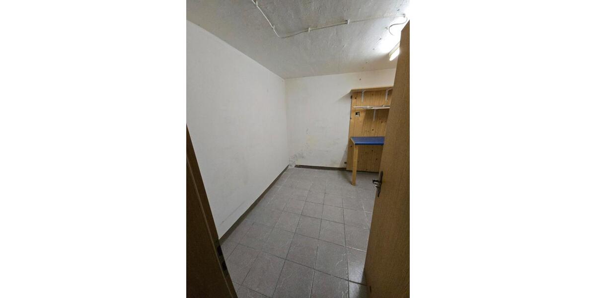 Etagenwohnung Remscheid Remscheid-Süd - 3 Zimmer, 74 m&sup2;, 870&euro; | Angebot:25257704