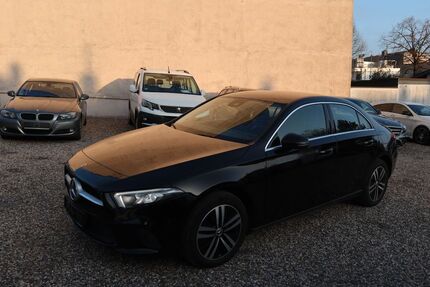 Mercedes-Benz A 250 71.641 km 22.850 &euro; Solingen 42653