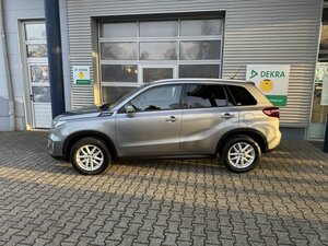 Suzuki Vitara 1.5 Comfort+HYBRID avi+CarPlay+Sitzhzg.+ 38.263 km 19.988 &euro; Meerbusch 40667