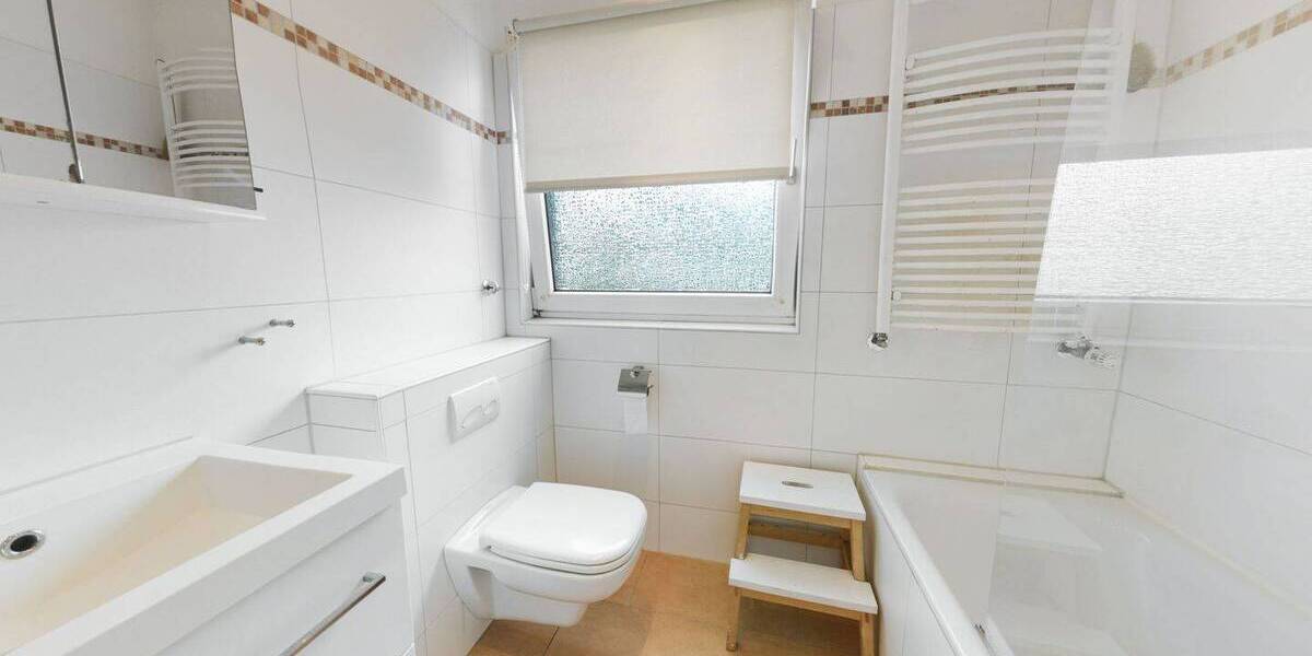Reihenendhaus Düsseldorf Wersten - 5 Zimmer, 130 m&sup2;, 749.000&euro; | Angebot:26585873
