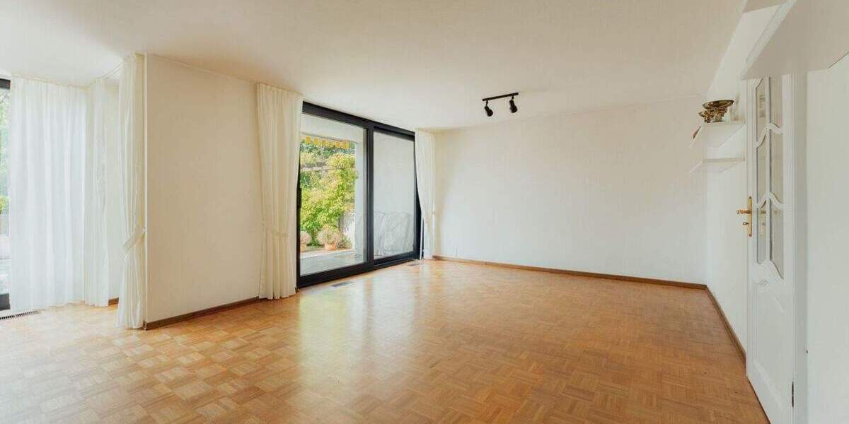 Reihenmittelhaus Bergisch Gladbach Moitzfeld - 5 Zimmer, 124 m&sup2;, 399.000&euro; | Angebot:25738419