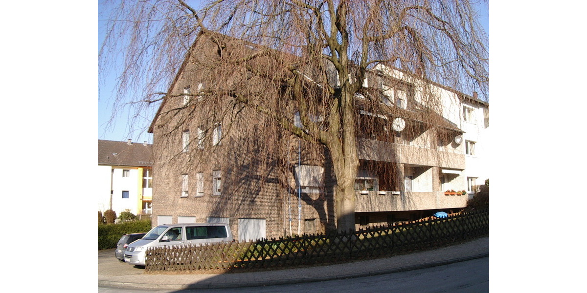 8 Familien Wohnhaus - 8 ETWs - in Burscheid Hilgen von Privat - Mehrfamilienhaus, Wohnhaus Burscheid Hilgen | Angebot:25125505