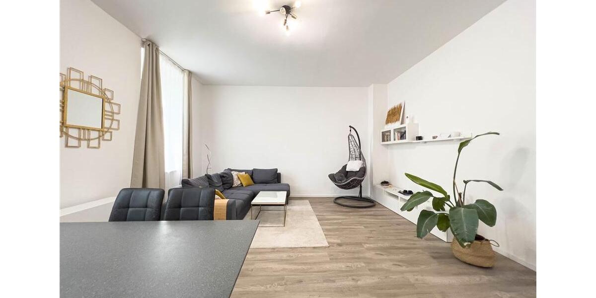 Etagenwohnung Düsseldorf Flingern Süd - 3 Zimmer, 83 m&sup2;, 1.300&euro; | Angebot:25813925