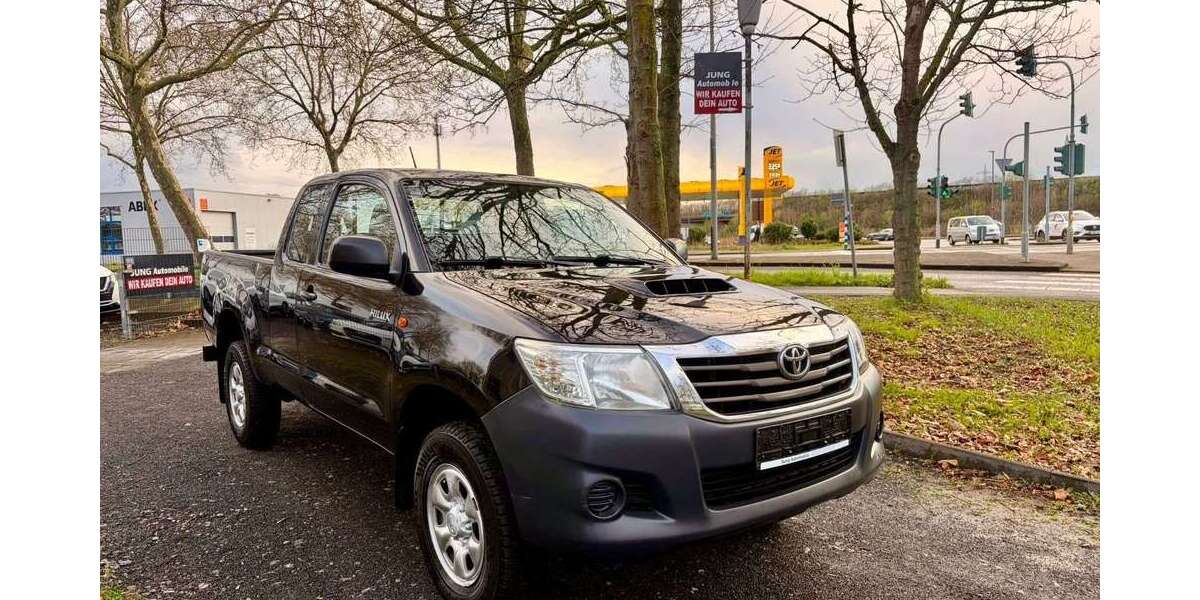 Toyota Hilux 224.000 km 12.999 &euro; Köln 51109