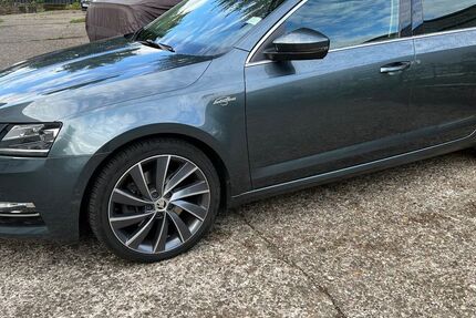 Skoda Octavia 206.000 km 12.000 &euro; Bergisch Gladbach 51467