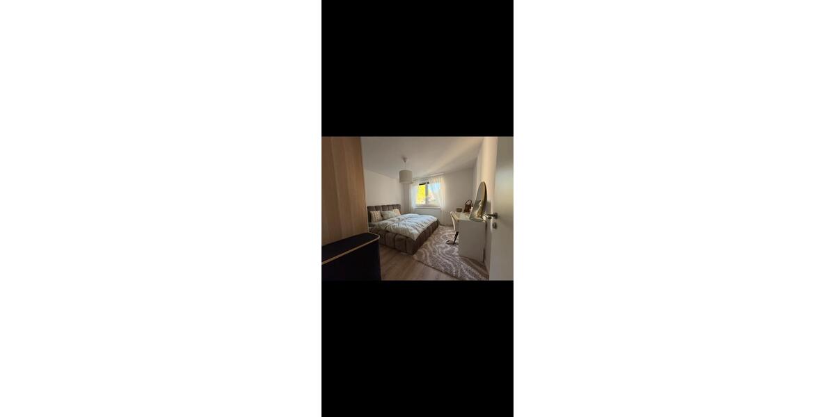 Etagenwohnung Köln Nippes - 2 Zimmer, 64 m&sup2;, 1.530&euro; | Angebot:26591344