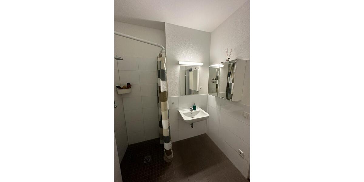 Etagenwohnung Düsseldorf Pempelfort - 1 Zimmer, 53 m&sup2;, 1.063&euro; | Angebot:26690694