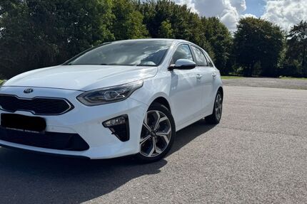 Kia ceed / Ceed 64.000 km 15.900 &euro; Grevenbroich 41517